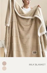 Double-sided Velvet Blanket and Pillowcase Set | Super Soft, Warm and Comfortable.