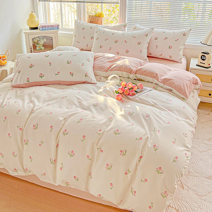 Floral Printed Bedding Set – Duvet Cover with Flat Sheet & Pillowcases