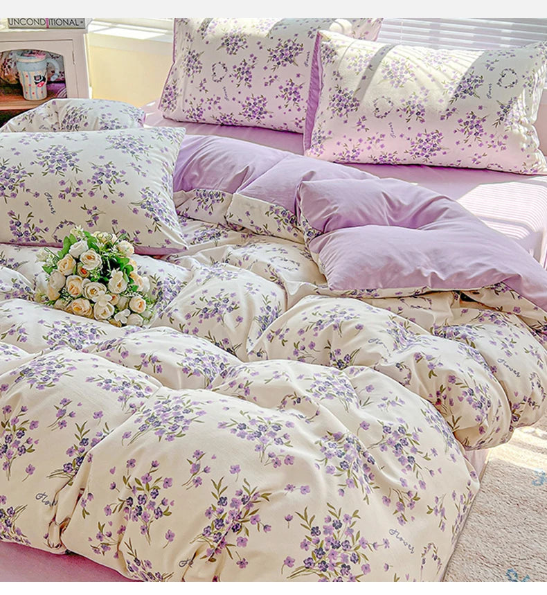 Floral Printed Bedding Set – Duvet Cover with Flat Sheet & Pillowcases