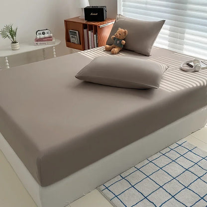 Washed Soft-Finish Fitted Sheet