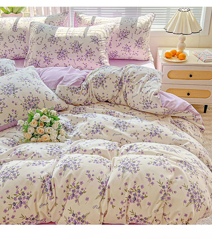 Floral Printed Bedding Set – Duvet Cover with Flat Sheet & Pillowcases