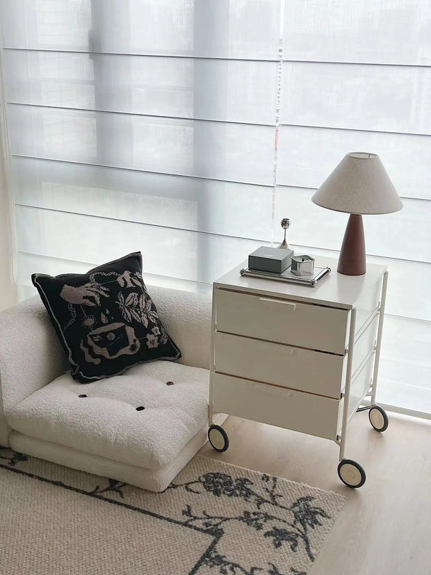 Solid wood and retro fabric table lamp