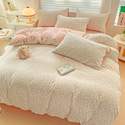 Floral Printed Bedding Set – Duvet Cover with Flat Sheet & Pillowcases