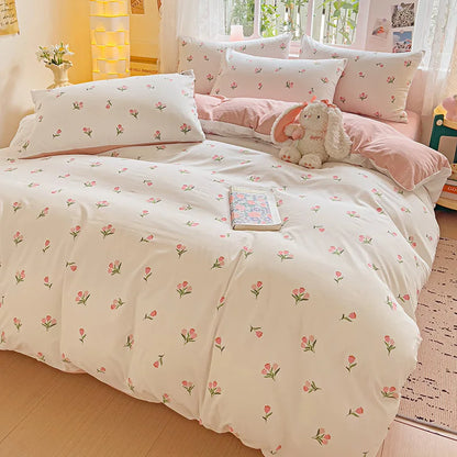 Floral Printed Bedding Set – Duvet Cover with Flat Sheet & Pillowcases