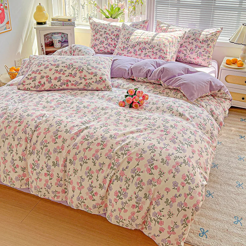Floral Printed Bedding Set – Duvet Cover with Flat Sheet & Pillowcases