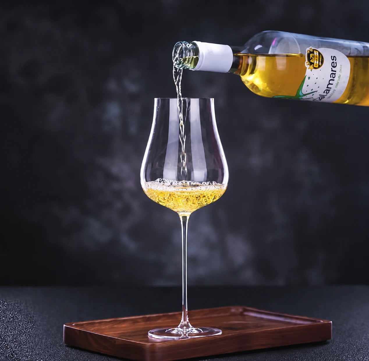 Crystal Burgundy Wine Glass