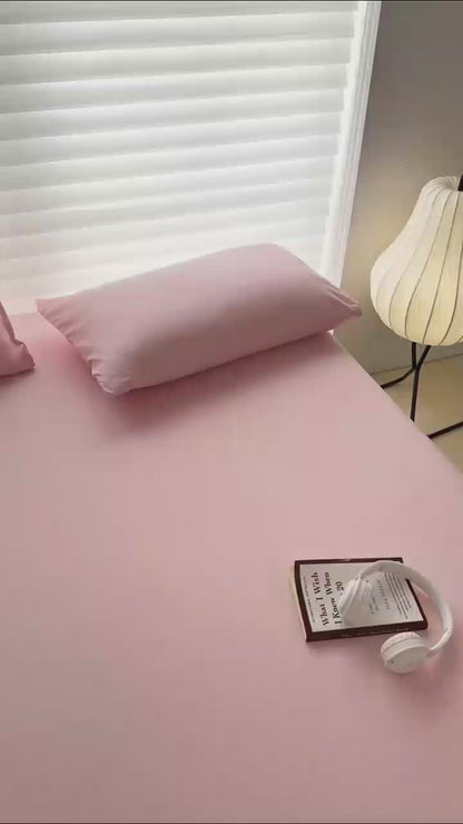 Washed Soft-Finish Fitted Sheet